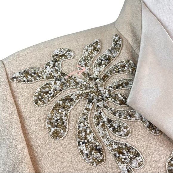 Vtg Albert Nipon Wool Beaded Buttoned Formal Evening Jacket Beige Size 8 - Picture 5 of 10